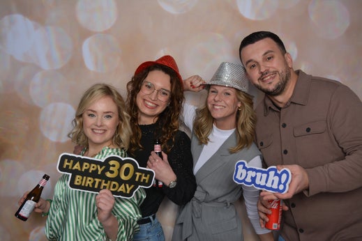 Verjaardag viering in de photobooth
